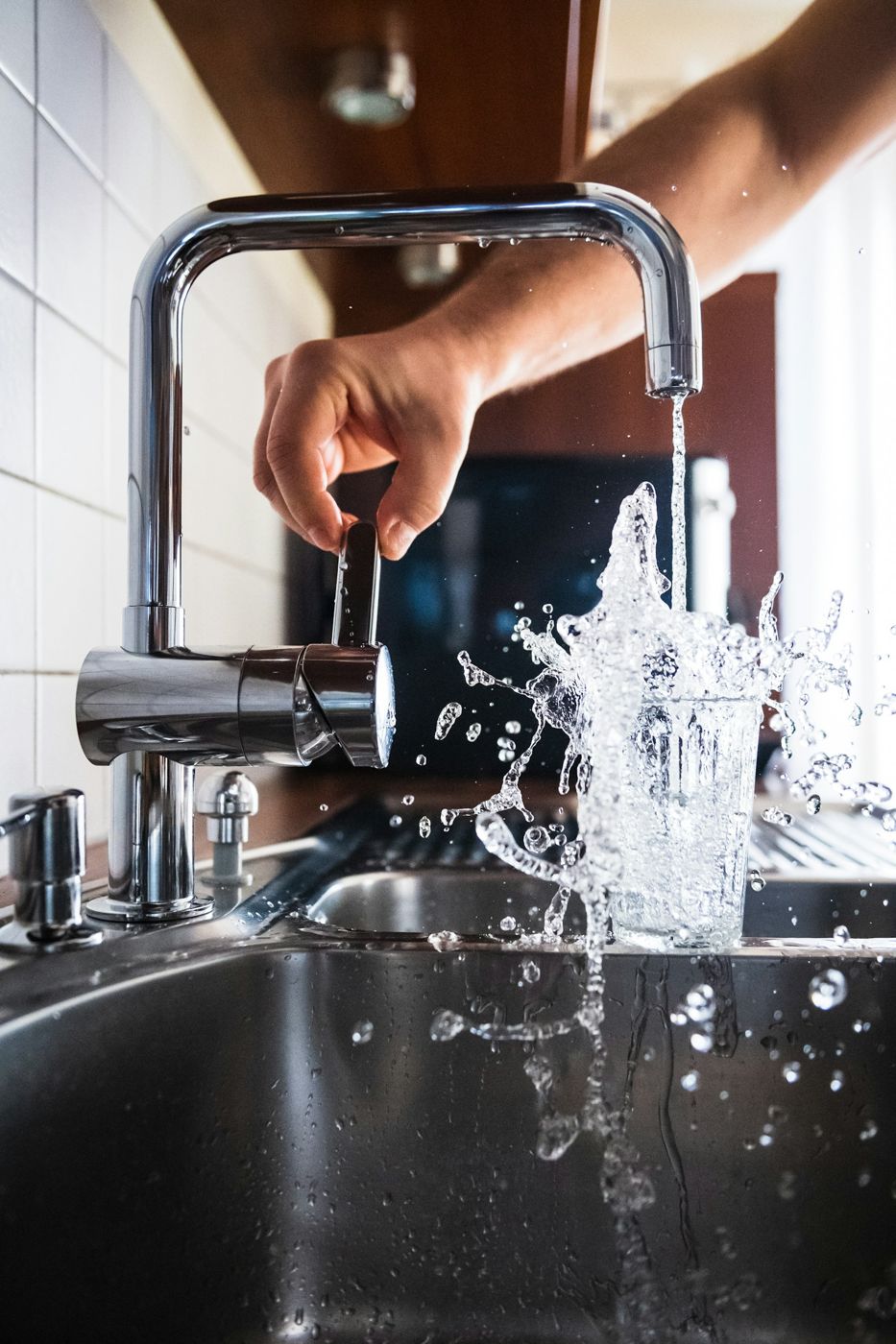 Water running from a kitchen tap
